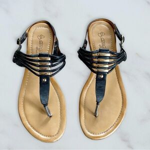 Women’s Black & Gold accents, thong sandals – Size 9